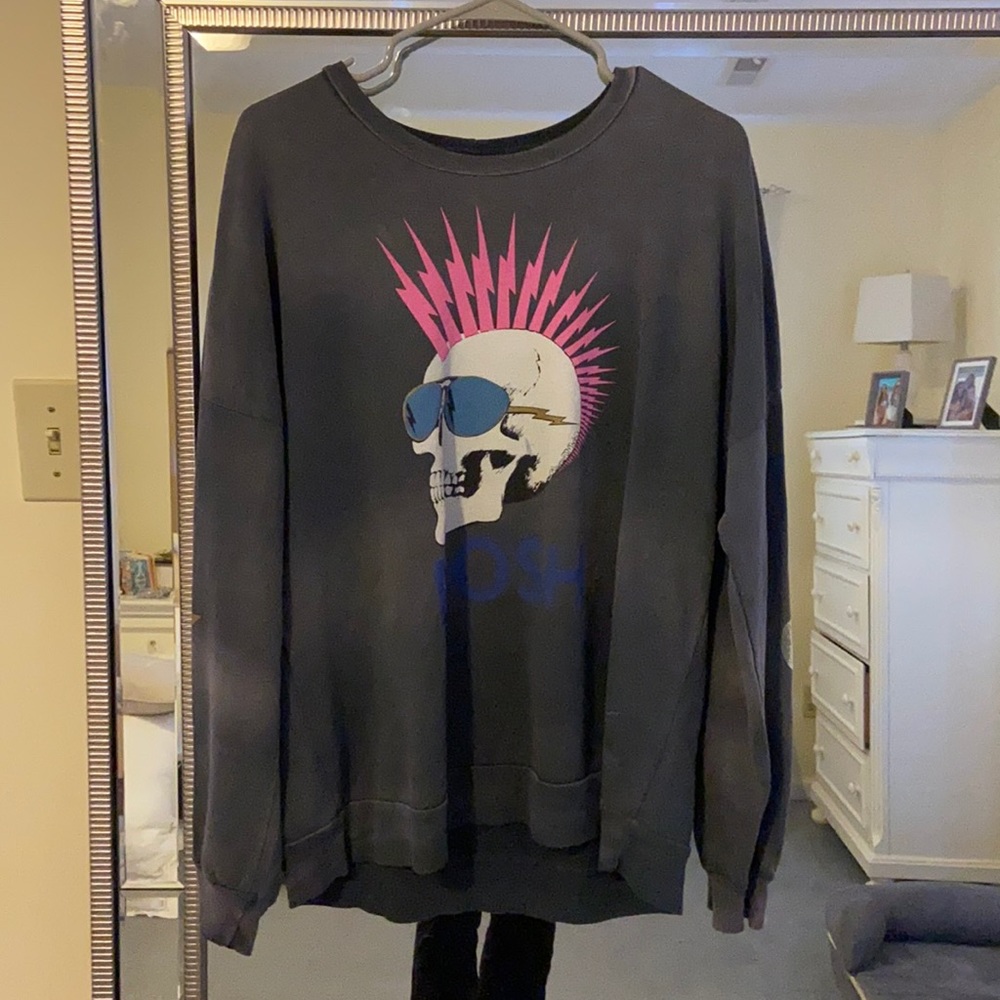 shirt / pull over